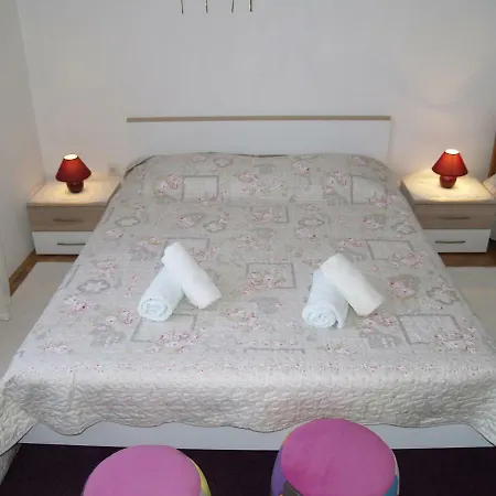Apartment Vito *